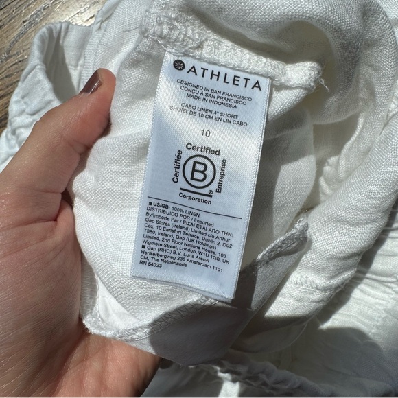 🌿 Athleta 100% Linen White Cabo Shorts Lightweight Elastic Waist Women’s 10 - Picture 3 of 7